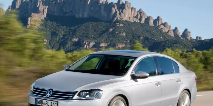 Седан и универсал Volkswagen Passat B7 Цены и комплектации